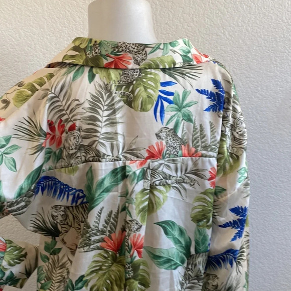 Zara printed satin oversized top| button down Size Small - Picture 7 of 10